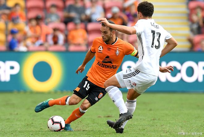 凯发体育 -荷甲赛程吃紧；皇家社会窗口期战术微调；更衣室稳定；赛程密集仍需轮换(荷甲赛程规则)